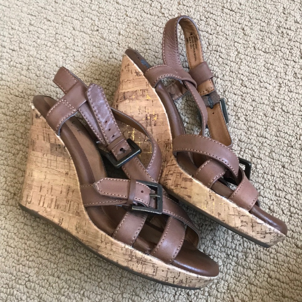 Dark Beige Tan Eurosoft wedges